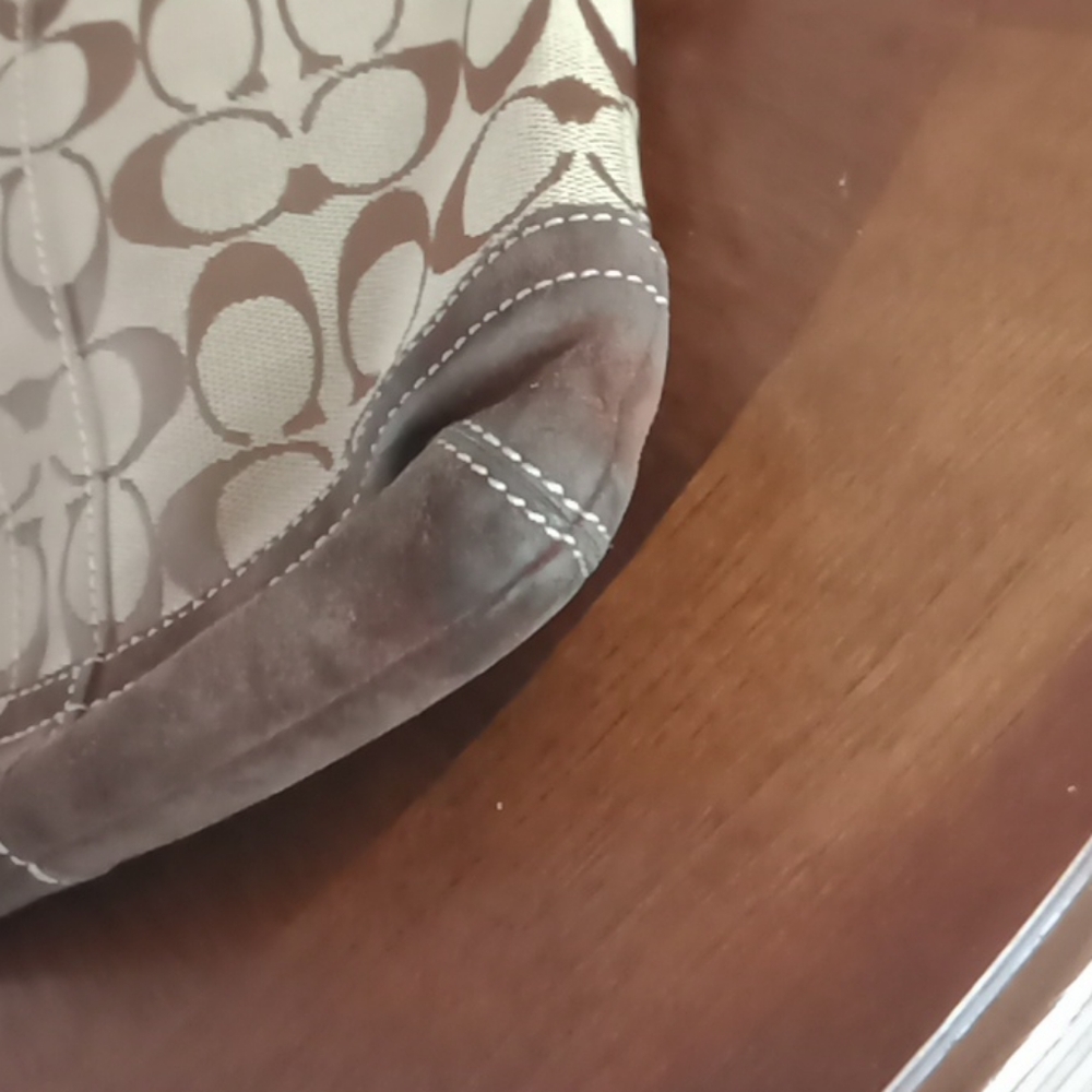 COACH Signature Brown Jacquard Leather - Picture 3 of 8
